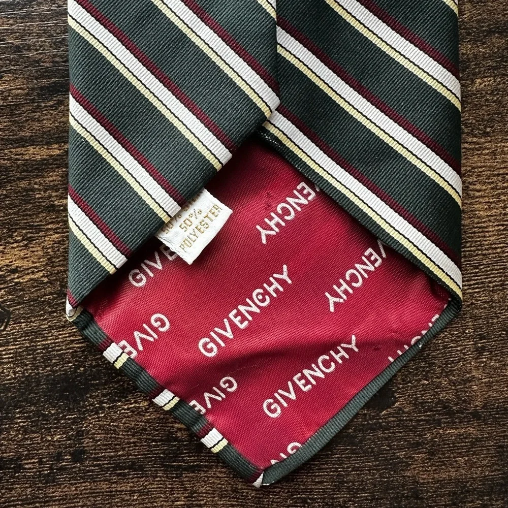 Givenchy Gentlemen Paris Vintage Silk Blend Green Diagonal Stripe Necktie